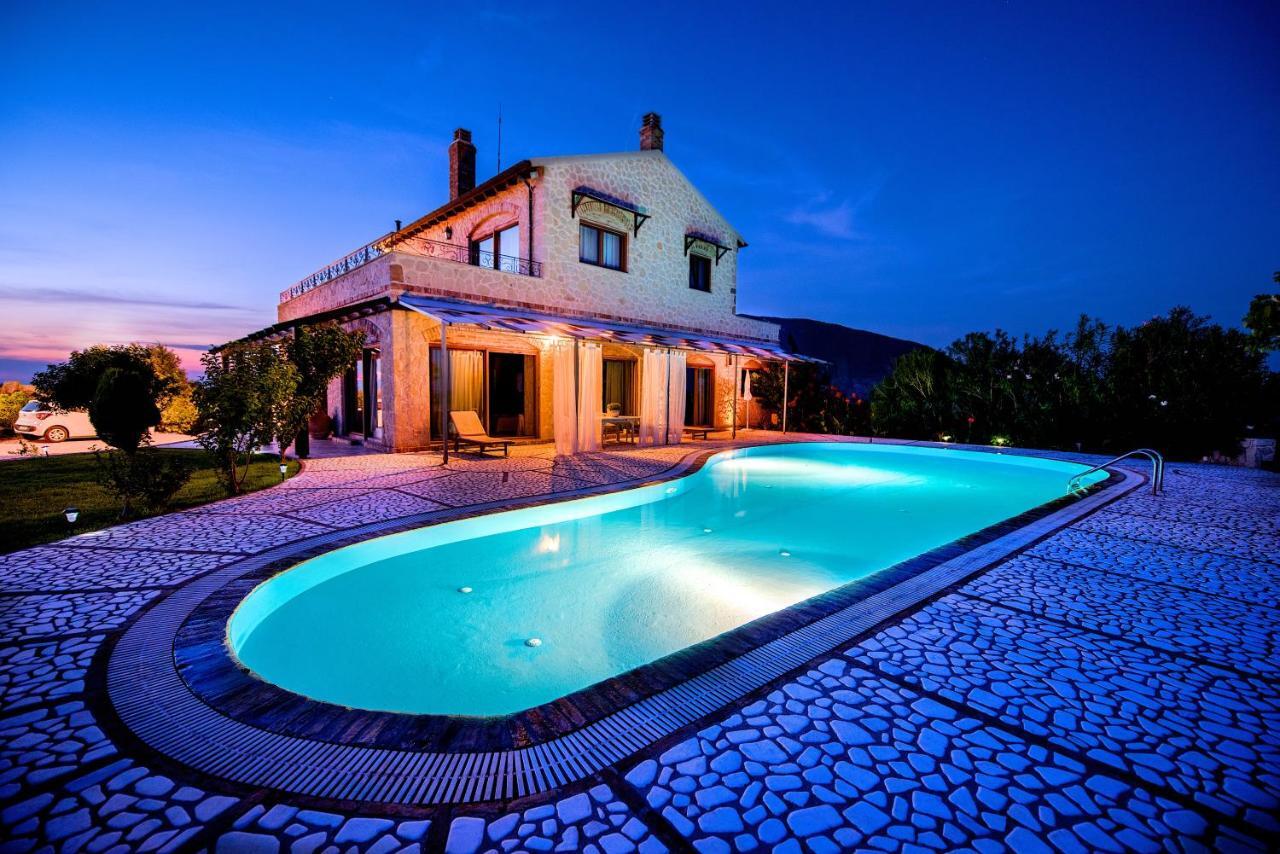 Halikounas Villa Petrino מראה חיצוני תמונה